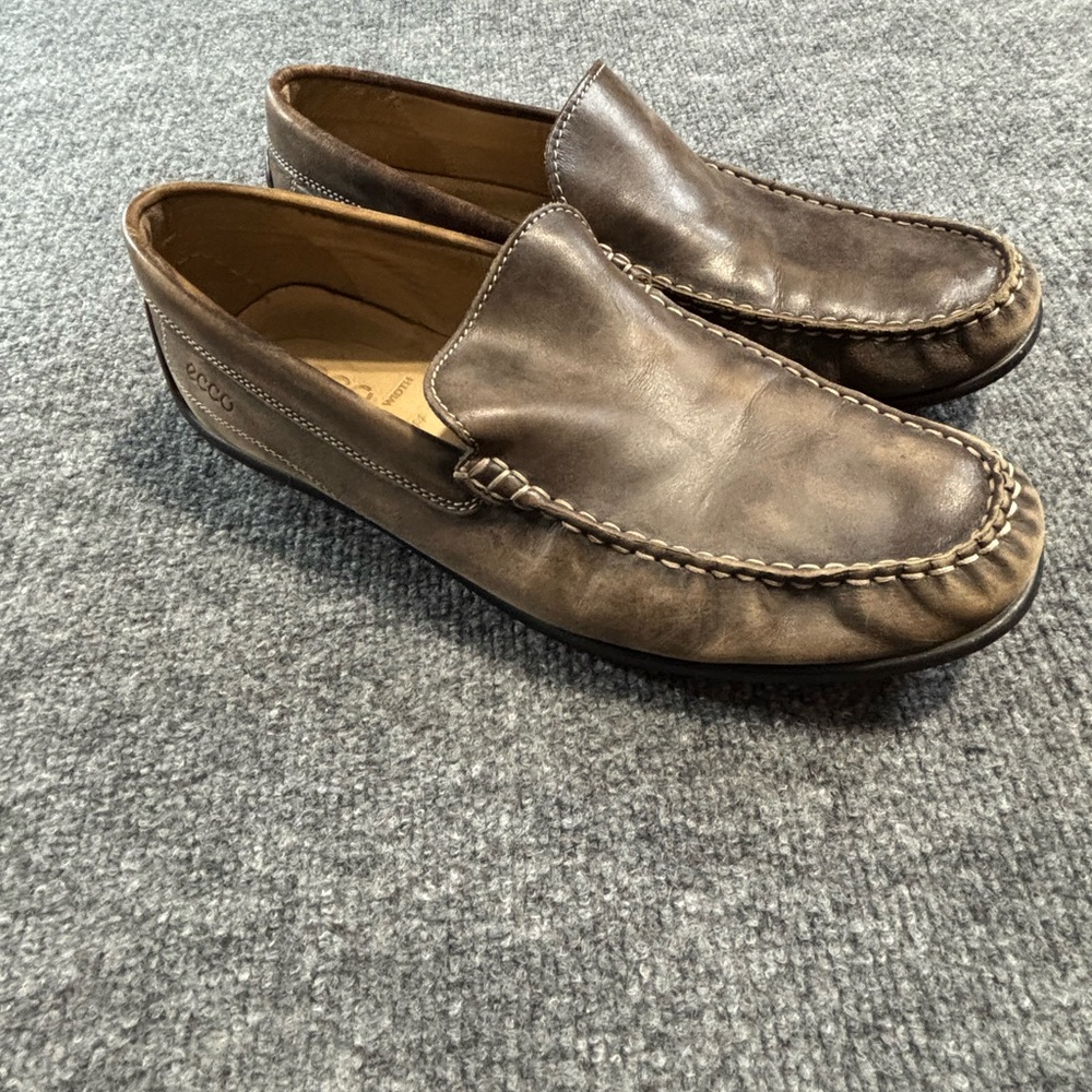 Ecco Men's Brown Leather Slip-Ons Loafers Size 44 or 10.5